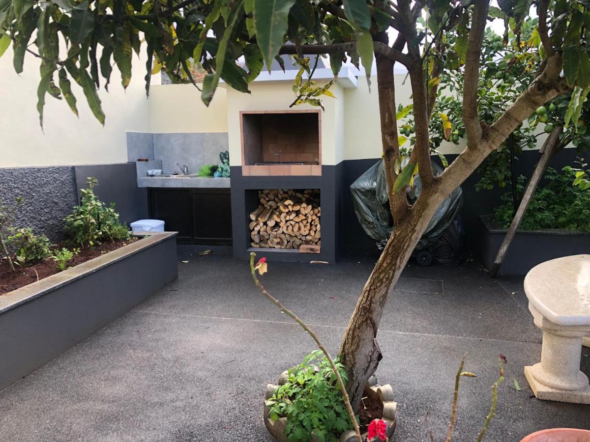 Casa Do Manuel Maria Βίλα Estreito Da Calheta Εξωτερικό φωτογραφία